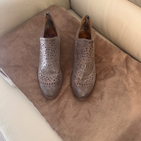 Sofft Metallic Bootie - Size 9 - Picture 1 of 6